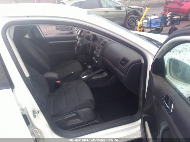 3VWJZ7AJ0AM062469 Volkswagen Jetta Sedan S