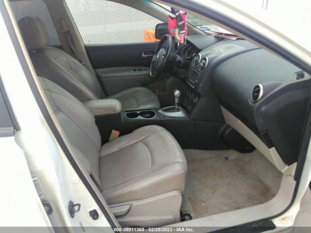 JN8AS5MT5BW164929 Nissan ROGUE SV