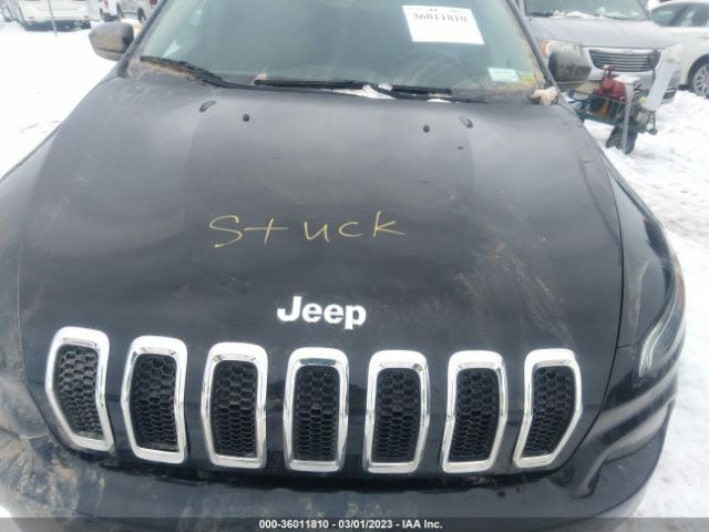 1C4PJMABXGW109740 Jeep Cherokee Sport