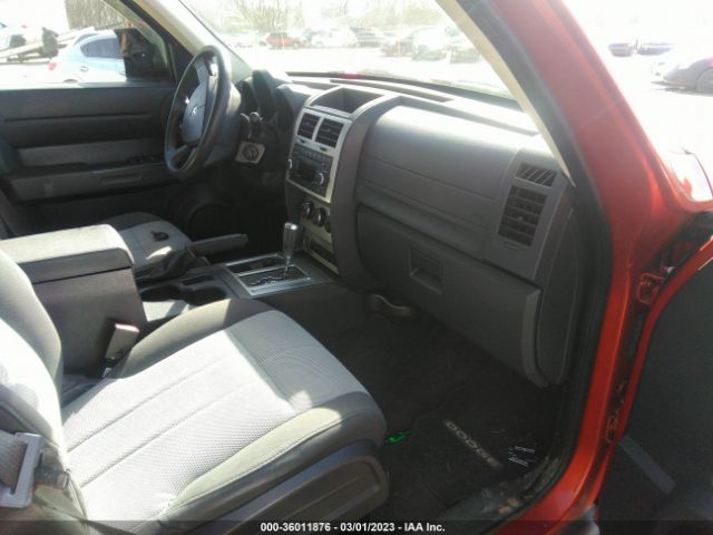 1D8GU28K18W189093 Dodge NITRO SXT