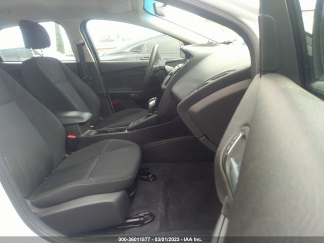 1FADP3K27GL234440 Ford FOCUS SE