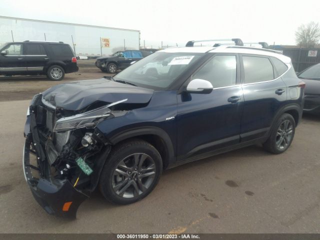 KNDEUCAAXM7172925 KIA SELTOS S