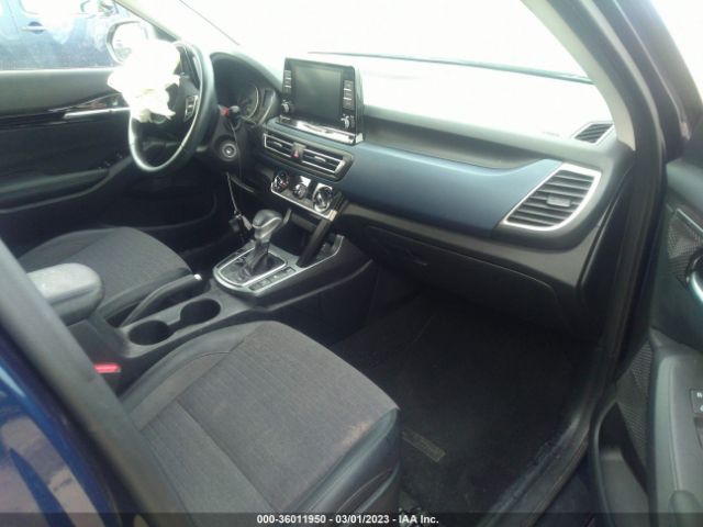 KNDEUCAAXM7172925 KIA SELTOS S