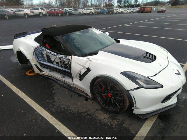 2018 Chevrolet Corvette, VIN: 1G1YS3D67J5601612