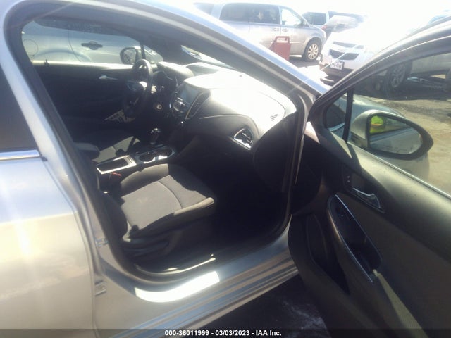 Chevrolet CRUZE LT 2017 1G1BE5SM9H7203830 Image 6