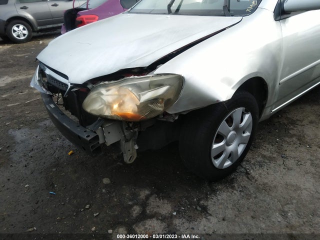 2003 TOYOTA COROLLA CE/LE VIN: JTDBR32EX32007880