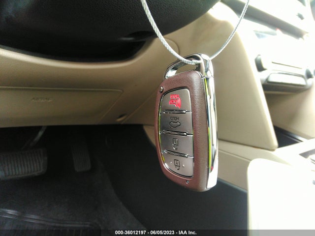 Hyundai Elantra Value Edition 2017 KMHD84LF0HU250310 Image 3