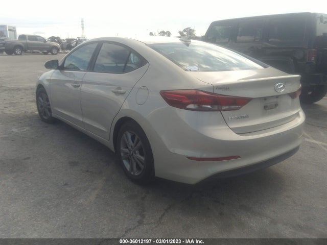 Hyundai Elantra Value Edition 2017 KMHD84LF0HU250310 Image 4
