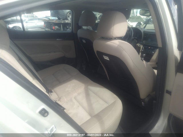 Hyundai Elantra Value Edition 2017 KMHD84LF0HU250310 Image 9