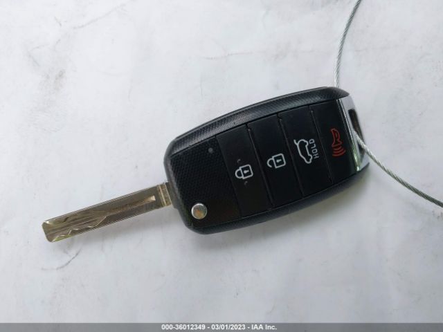 KNDPMCAC7H7079621 KIA Sportage Lx