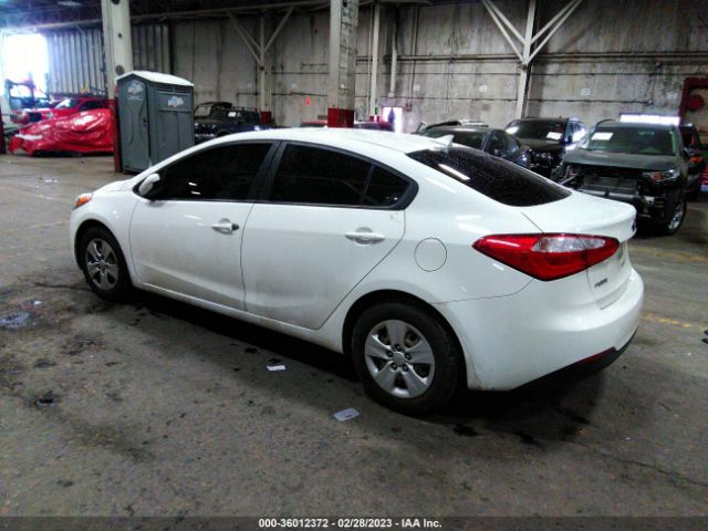 KNAFK4A62G5615917 KIA FORTE LX
