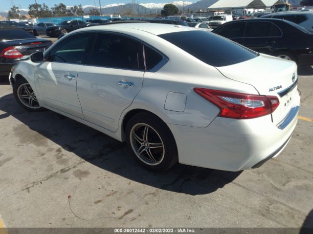 1N4AL3AP2HC136249 Nissan Altima 2.5 Sl