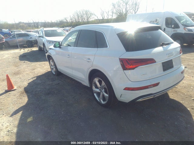WA1BAAFY8M2082704 Audi Q5 Premium Plus