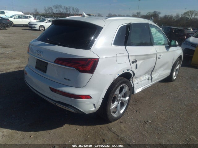 WA1BAAFY8M2082704 Audi Q5 Premium Plus