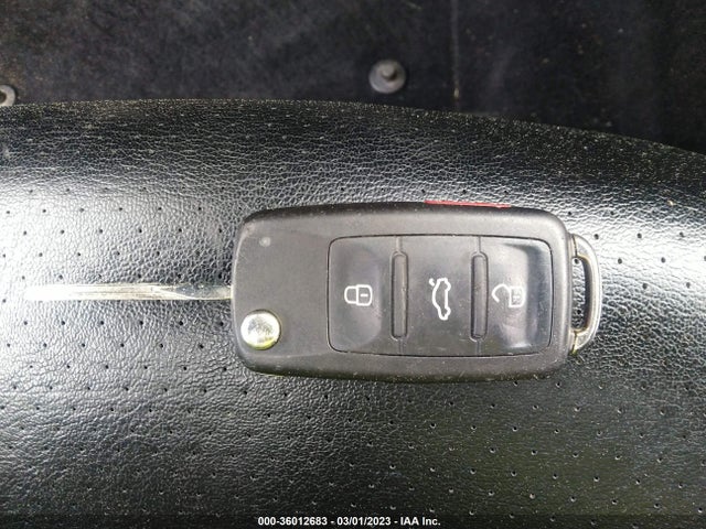 Volkswagen JETTA SEDAN 2011 3VWBZ7AJ3BM368233 Image 3