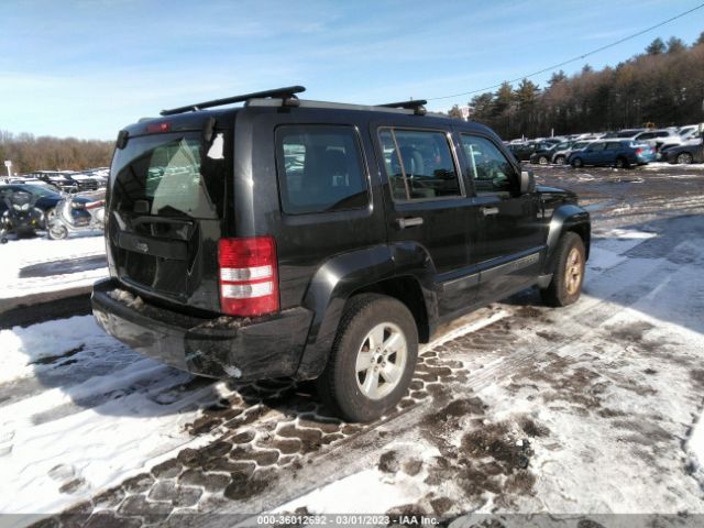 1C4PJMAK6CW209456 Jeep Liberty Sport