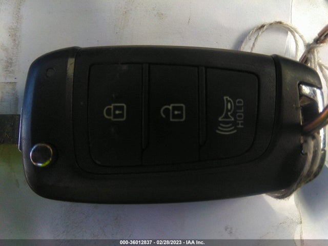 Hyundai Venue 2021 KMHRB8A39MU063827 Image 3