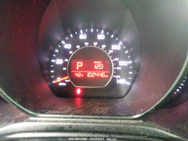 KNDJN2A29G7252042 KIA Soul Base