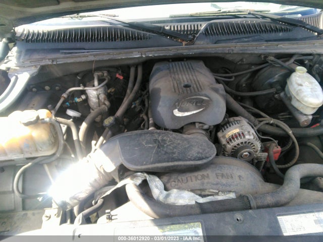 2001 CHEVROLET SILVERADO 1500 LS VIN: 2GCEC19T111184211