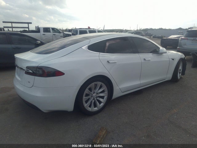 Tesla Model S 60/75 2017 5YJSA1E15HF221510 Image 5
