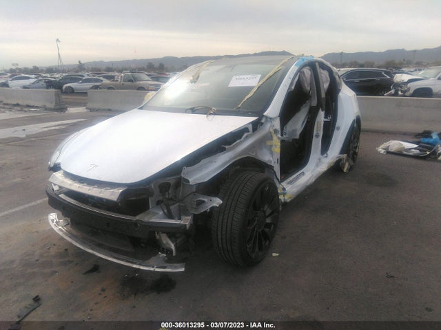 Tesla Model Y Performance 2022 7SAYGDEF8NF348885 Image 2