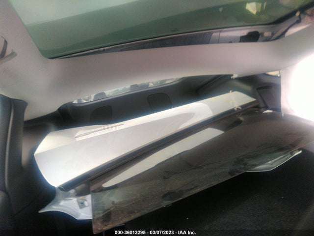 Tesla Model Y Performance 2022 7SAYGDEF8NF348885 Image 8