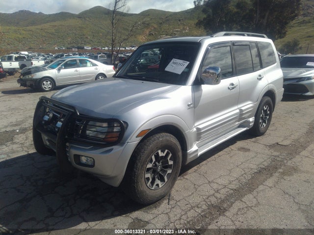 Mitsubishi Montero 2001 JA4MW51RX1J016934 Image 2