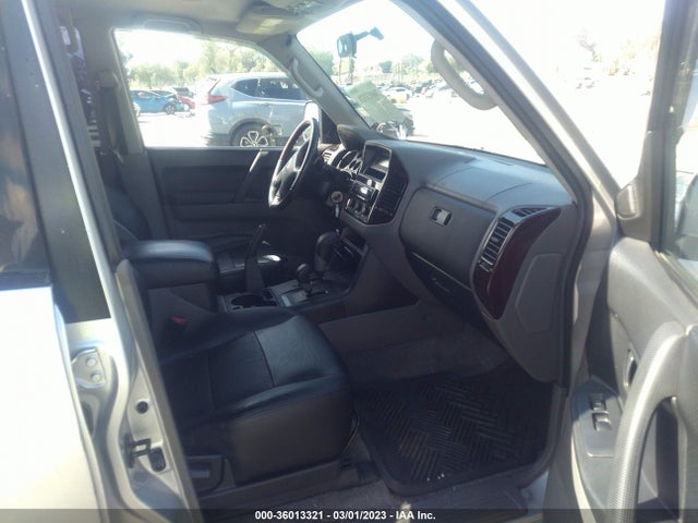 Mitsubishi Montero 2001 JA4MW51RX1J016934 Image 6