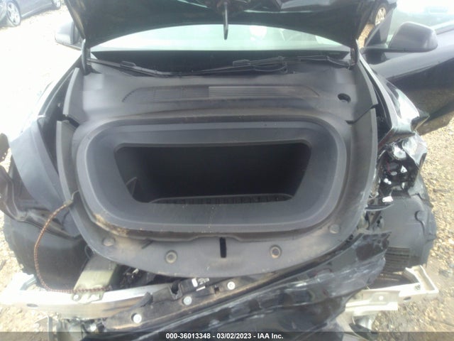 Tesla Model Y Long Range 2021 5YJYGDEE0MF142236 Image 10