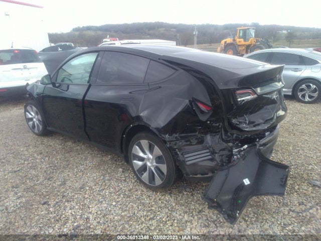 Tesla Model Y Long Range 2021 5YJYGDEE0MF142236 Image 3