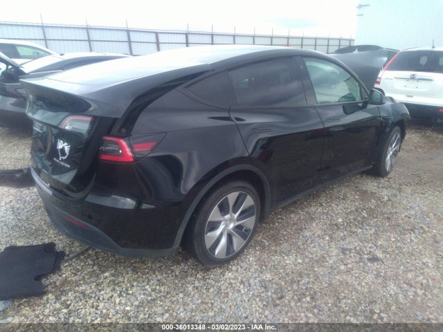 Tesla Model Y Long Range 2021 5YJYGDEE0MF142236 Image 4