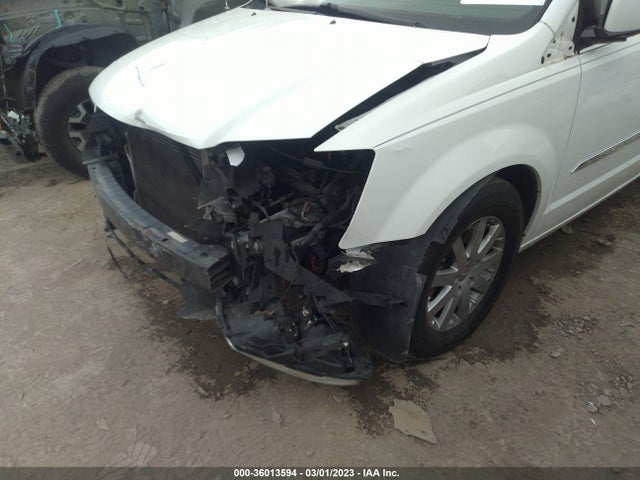 2C4RC1BG5ER363096 Chrysler Town & Country Touring