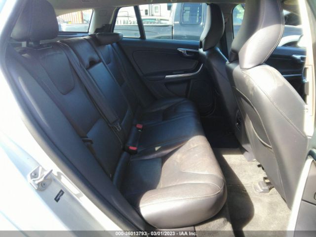 YV140MEM4F1261813 Volvo V60 T5 Drive-e Platinum