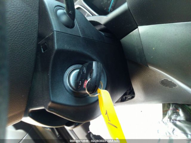 1FMCU0F7XHUD95407 Ford ESCAPE S