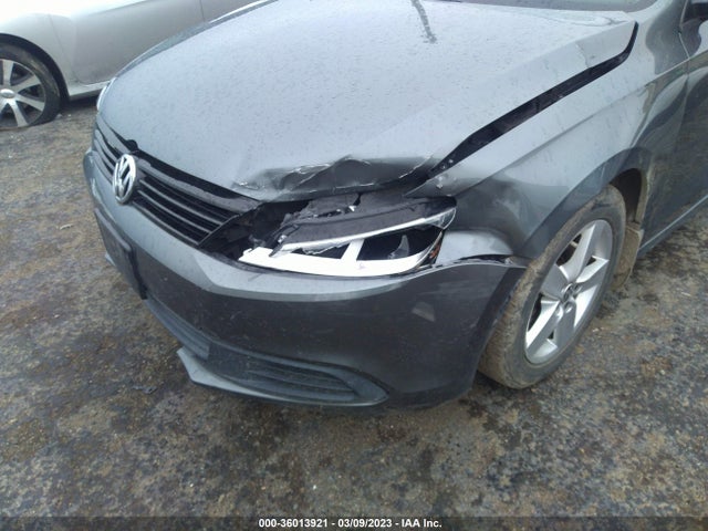 3VWLL7AJ2CM079335 Volkswagen Jetta Sedan Tdi