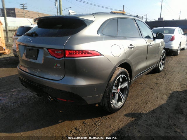 2019 JAGUAR F-PACE VIN: SADCM2FV1KA611818
