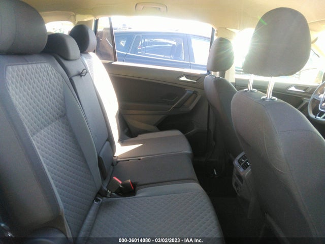 3VV1B7AX8KM043523 Volkswagen TIGUAN S