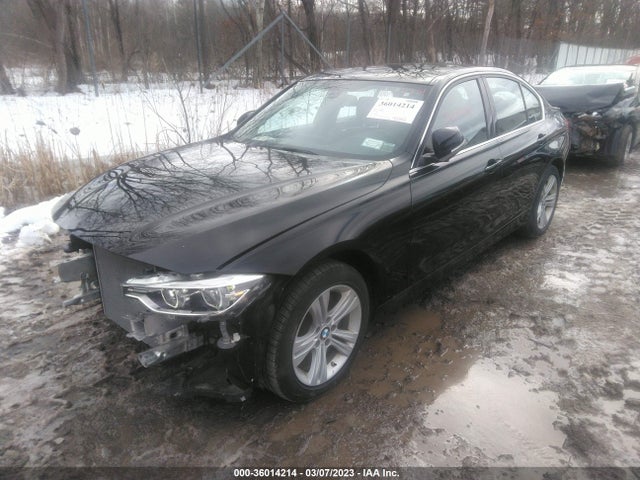 BMW 3 Series 330i Xdrive 2018 WBA8D9C58JEM32937 Image 2