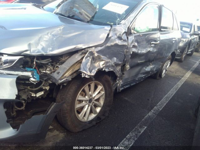 5XYPG4A32KG603636 KIA SORENTO L