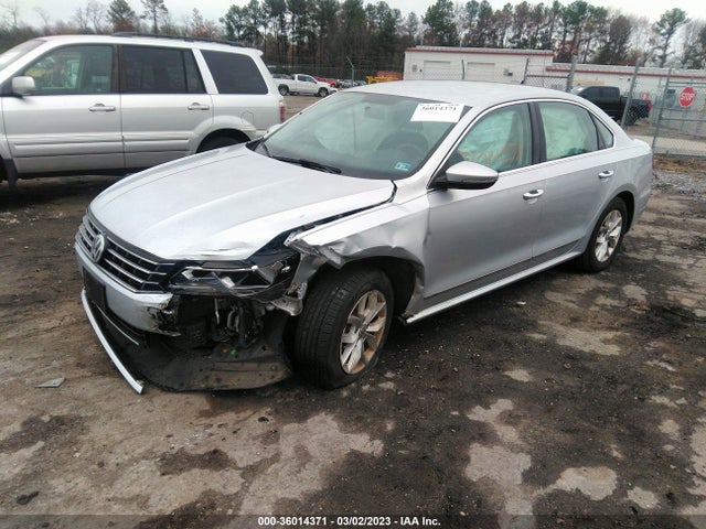 Volkswagen Passat 1.8t S 2017 1VWAT7A35HC008518 Image 2