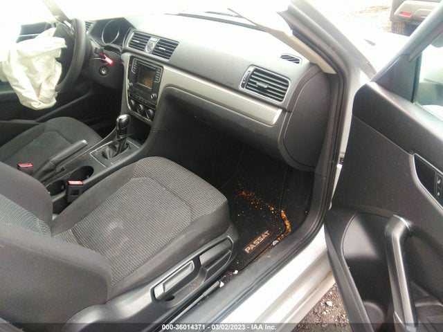 Volkswagen Passat 1.8t S 2017 1VWAT7A35HC008518 Image 6