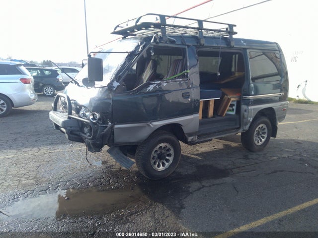 1990 MITSUBISHI VAN VIN: P35W0106597