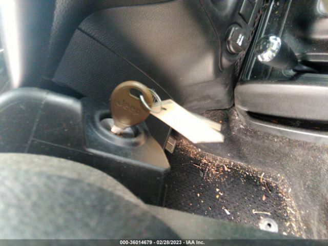1C4AJWAG8GL325424 Jeep Wrangler Sport
