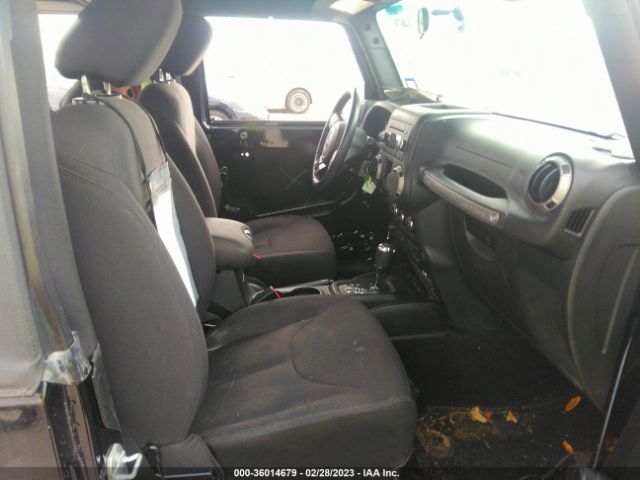1C4AJWAG8GL325424 Jeep Wrangler Sport