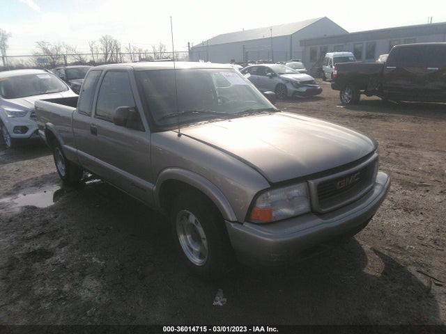 1999 1GTCS19X7X8536338 main image