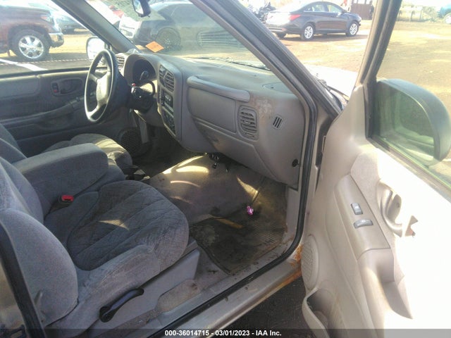 GMC Sonoma Sls 1999 1GTCS19X7X8536338 Image 7