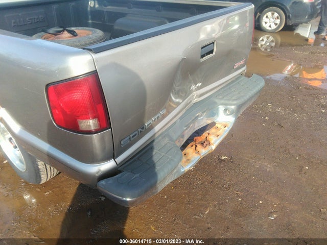 GMC Sonoma Sls 1999 1GTCS19X7X8536338 Image 8