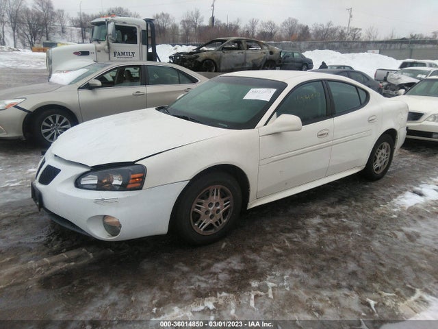 2004 PONTIAC GRAND PRIX GT1 VIN: 2G2WP522141102407