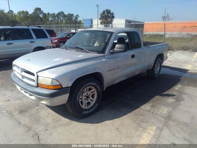 Dodge Dakota Sport 2002 1B7GL32X92S562116 Image 2