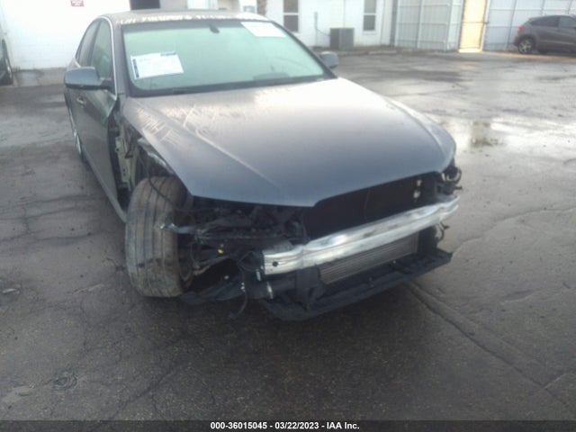 2015 Audi A4, VIN: WAUFFAFL2FN006407